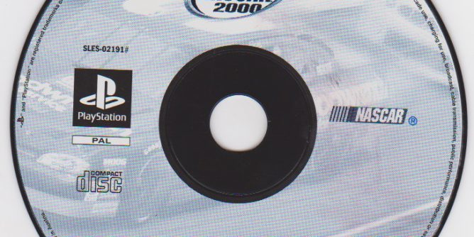 NASCAR 2000 (E) [SLES-02191] PS1 ISO